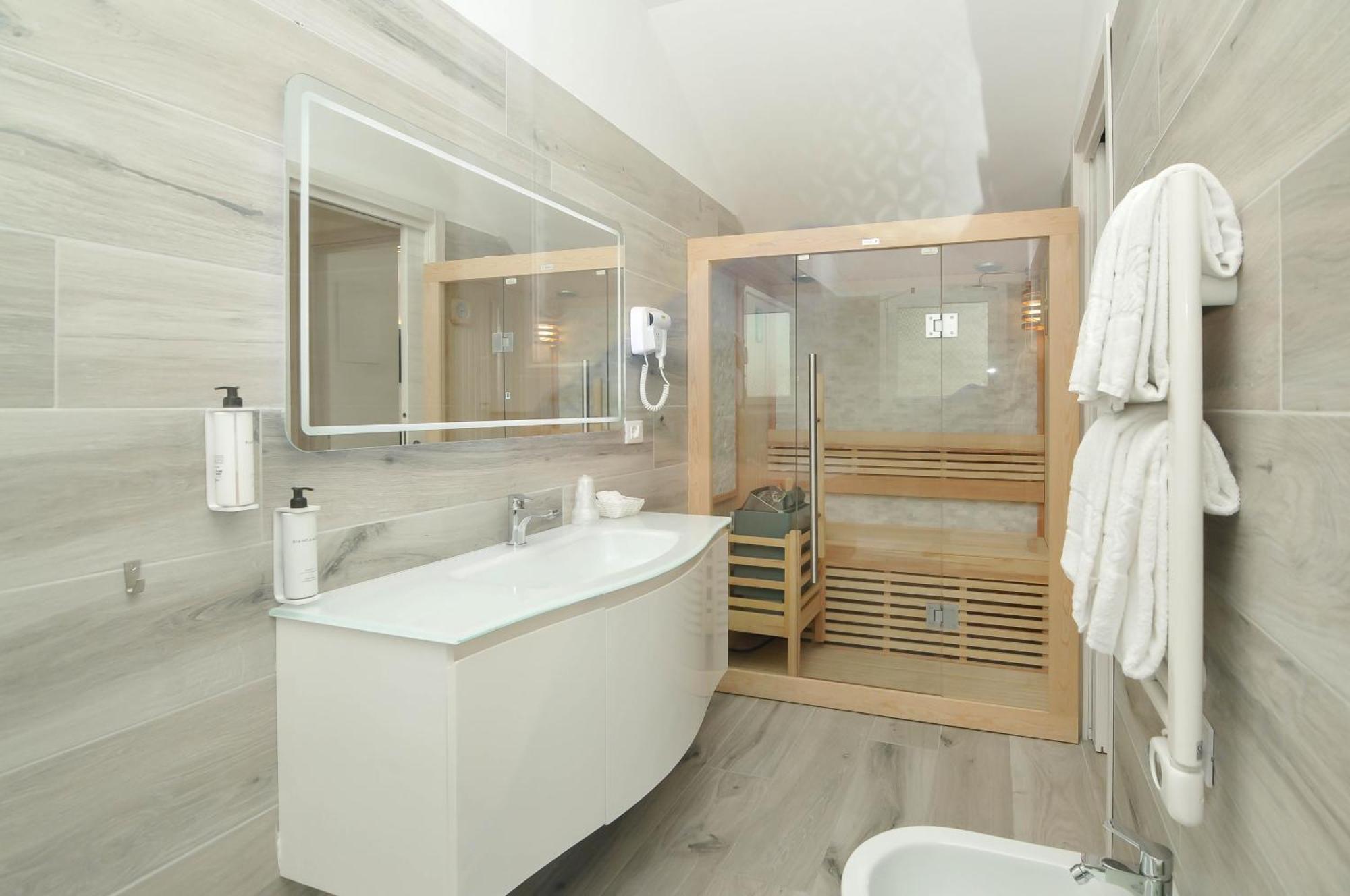 Marina Suites & Apartments 4 Stelle S กาออร์เล ภายนอก รูปภาพ