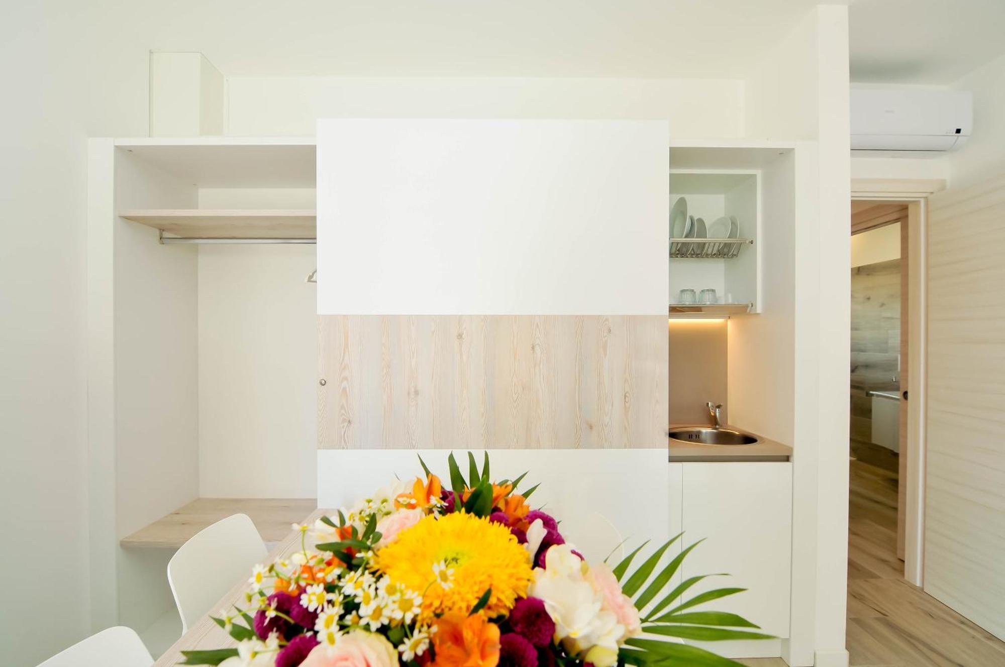 Marina Suites & Apartments 4 Stelle S กาออร์เล ภายนอก รูปภาพ