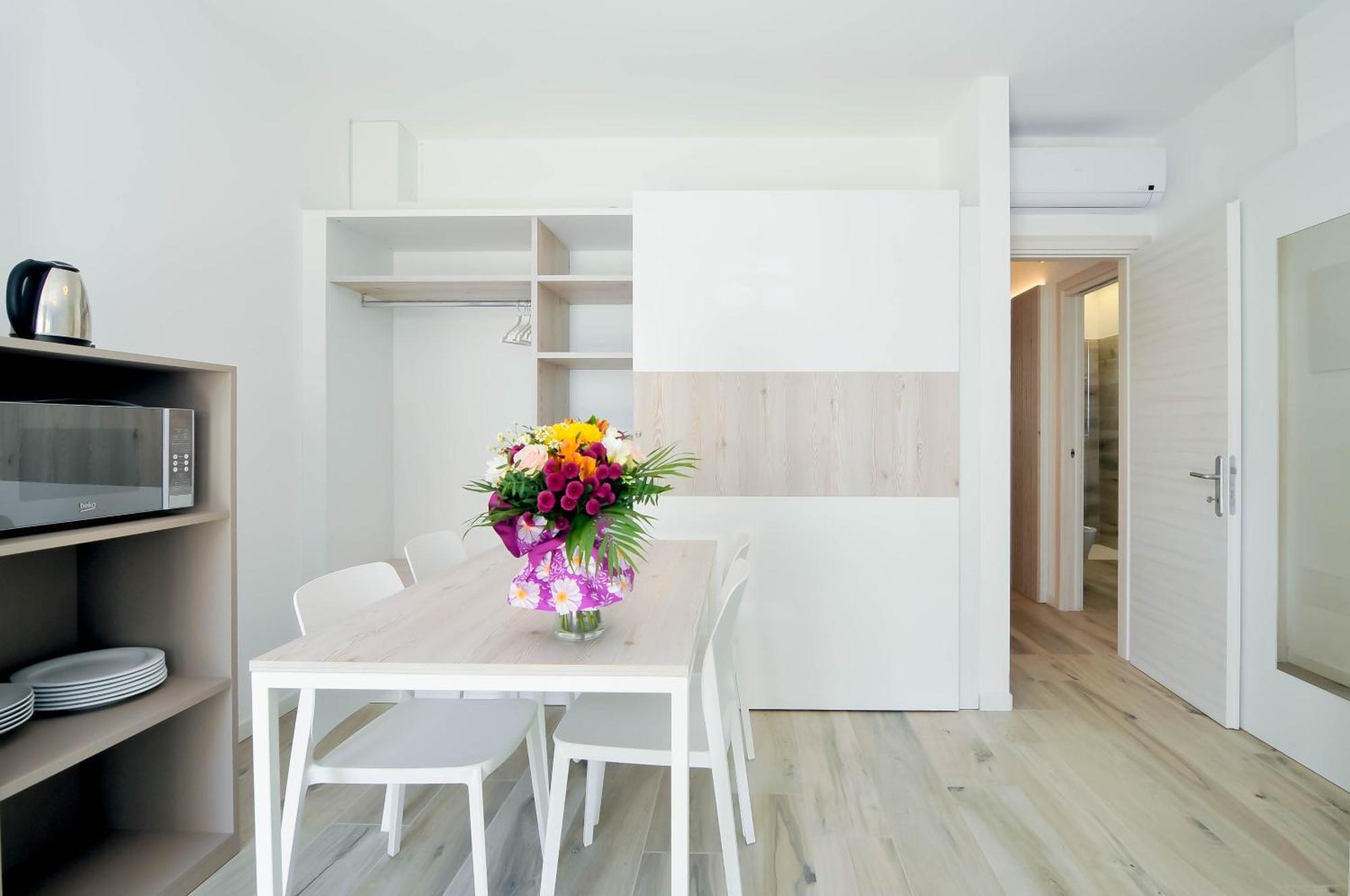 Marina Suites & Apartments 4 Stelle S กาออร์เล ภายนอก รูปภาพ