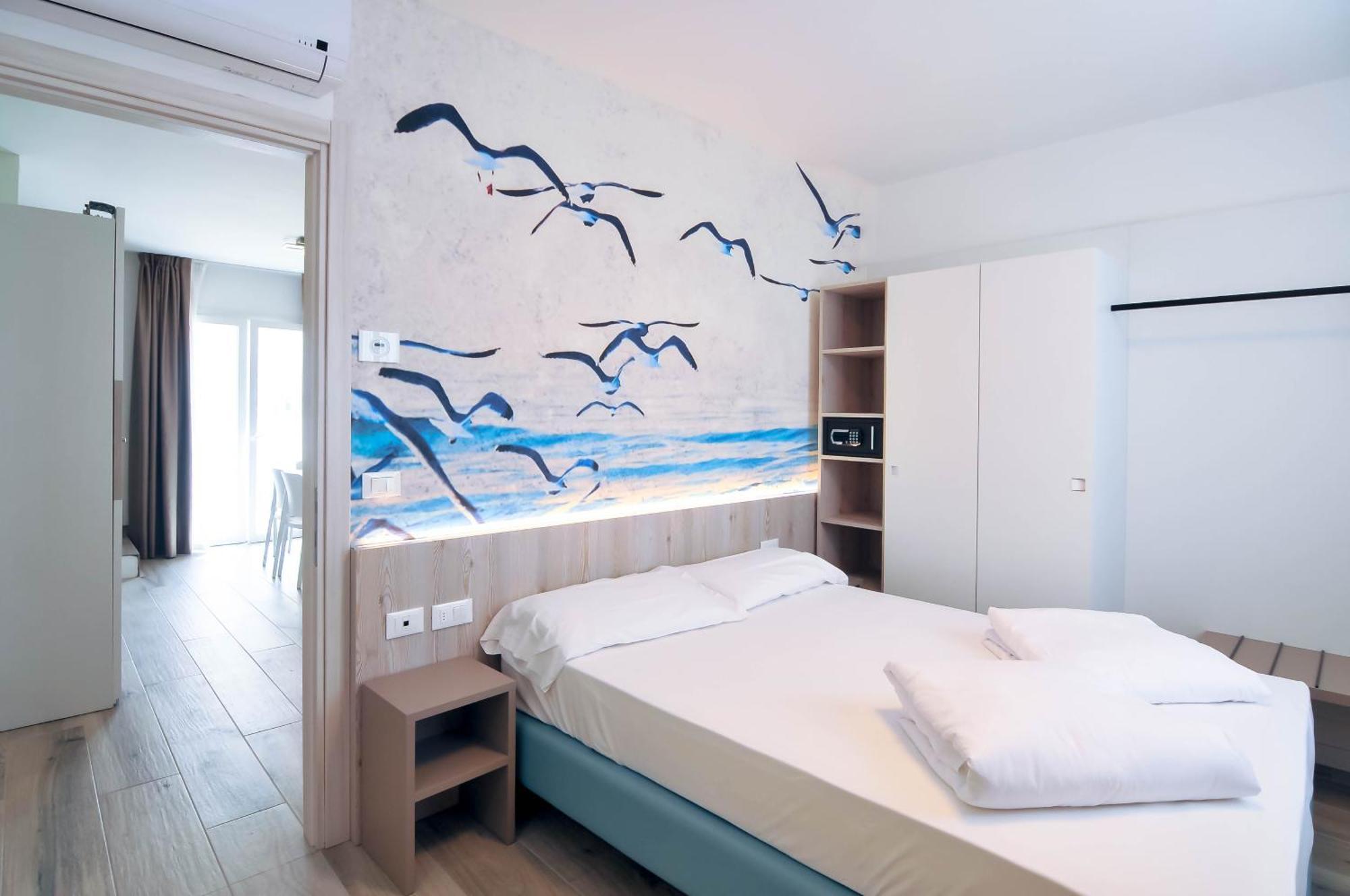 Marina Suites & Apartments 4 Stelle S กาออร์เล ภายนอก รูปภาพ