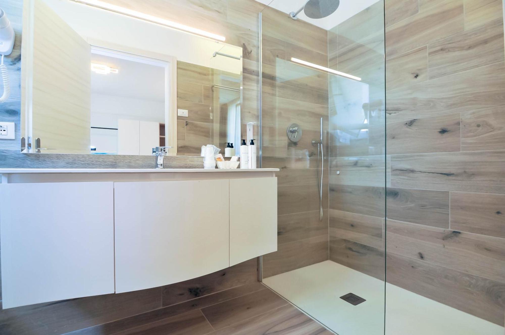Marina Suites & Apartments 4 Stelle S กาออร์เล ภายนอก รูปภาพ