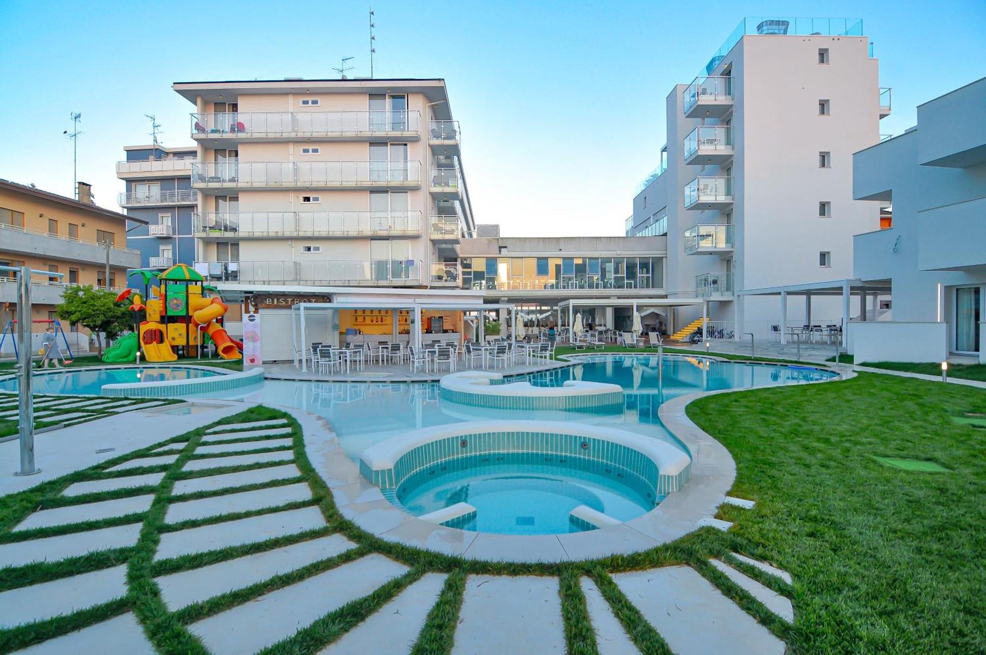 Marina Suites & Apartments 4 Stelle S กาออร์เล ภายนอก รูปภาพ